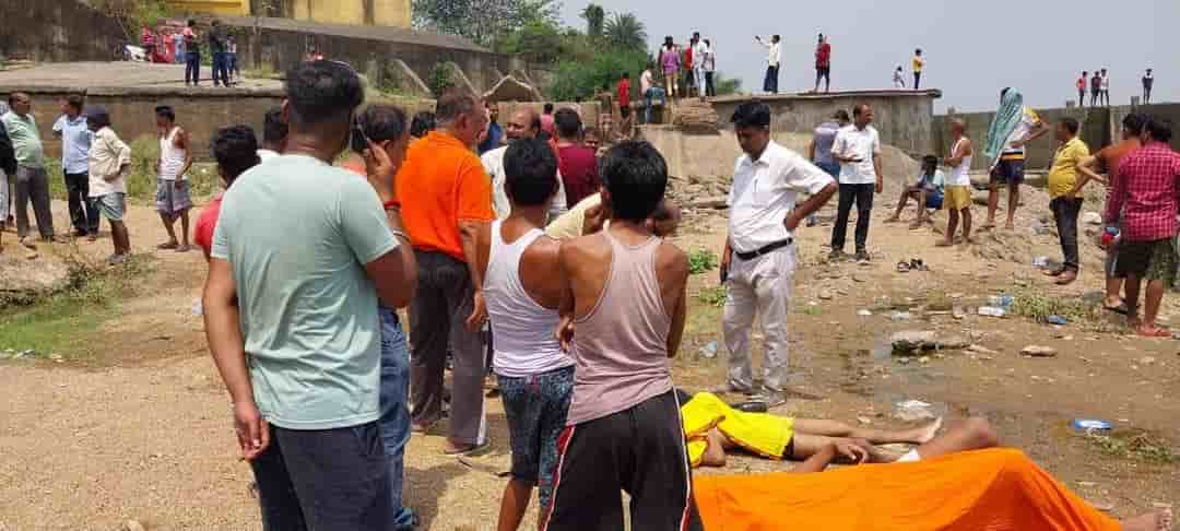 drowned 1 In a tragic incident at Jiling gora Dam Jamshedpur two high school students drowned while attempting to take a selfie in the waterfall Town Post