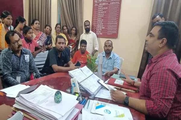 Jamshedpur residents protest unfair electricity billing